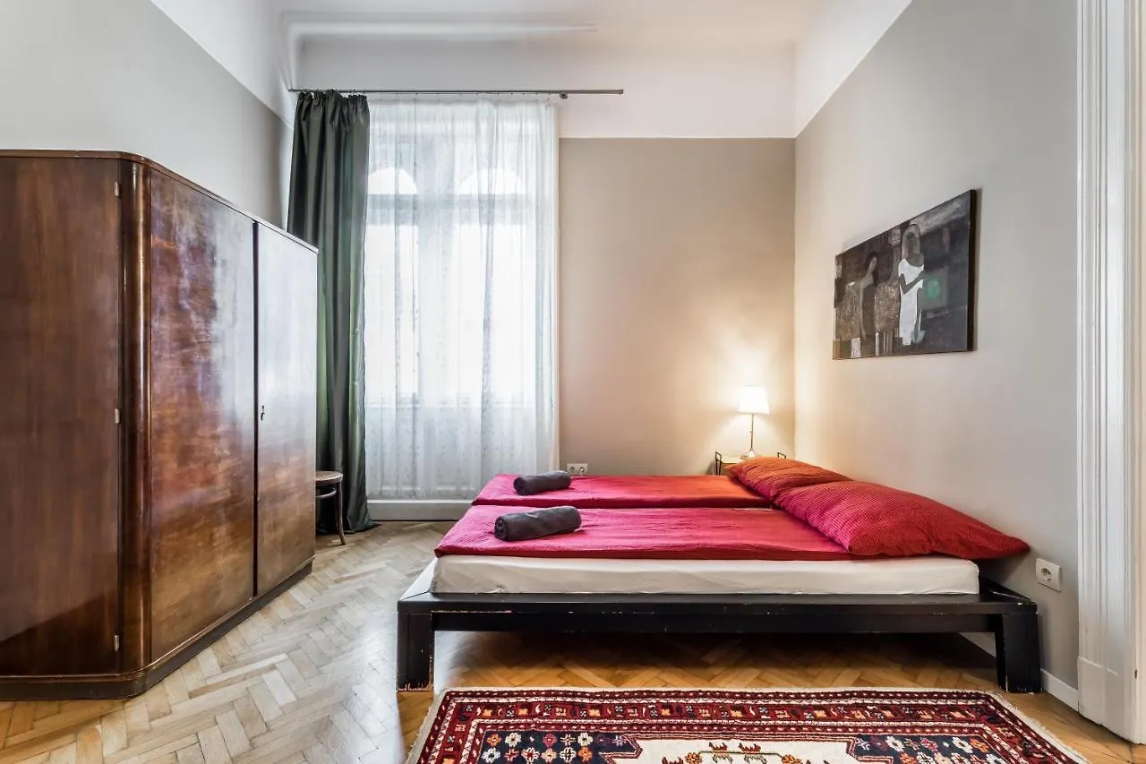 Berta - 4 Bedrooms, 3 Baths Budapeşte